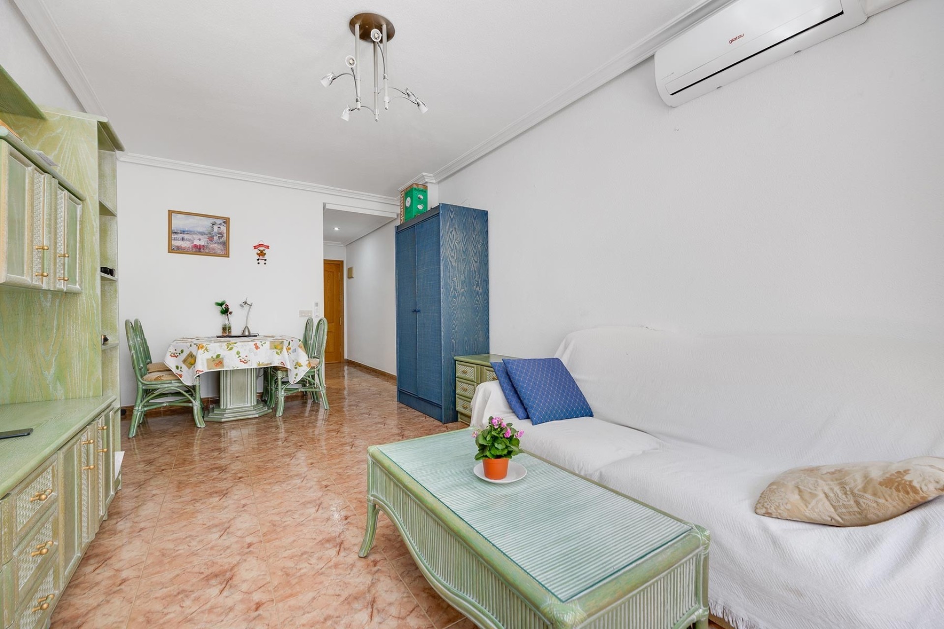 Wiederverkauf - Wohnung / Apartment -
Torrevieja - Costa Blanca