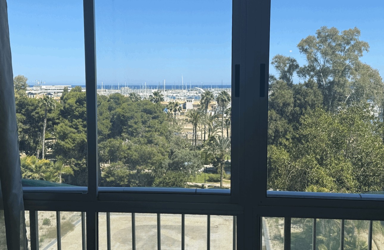 Wiederverkauf - Wohnung / Apartment -
Torrevieja - Costa Blanca