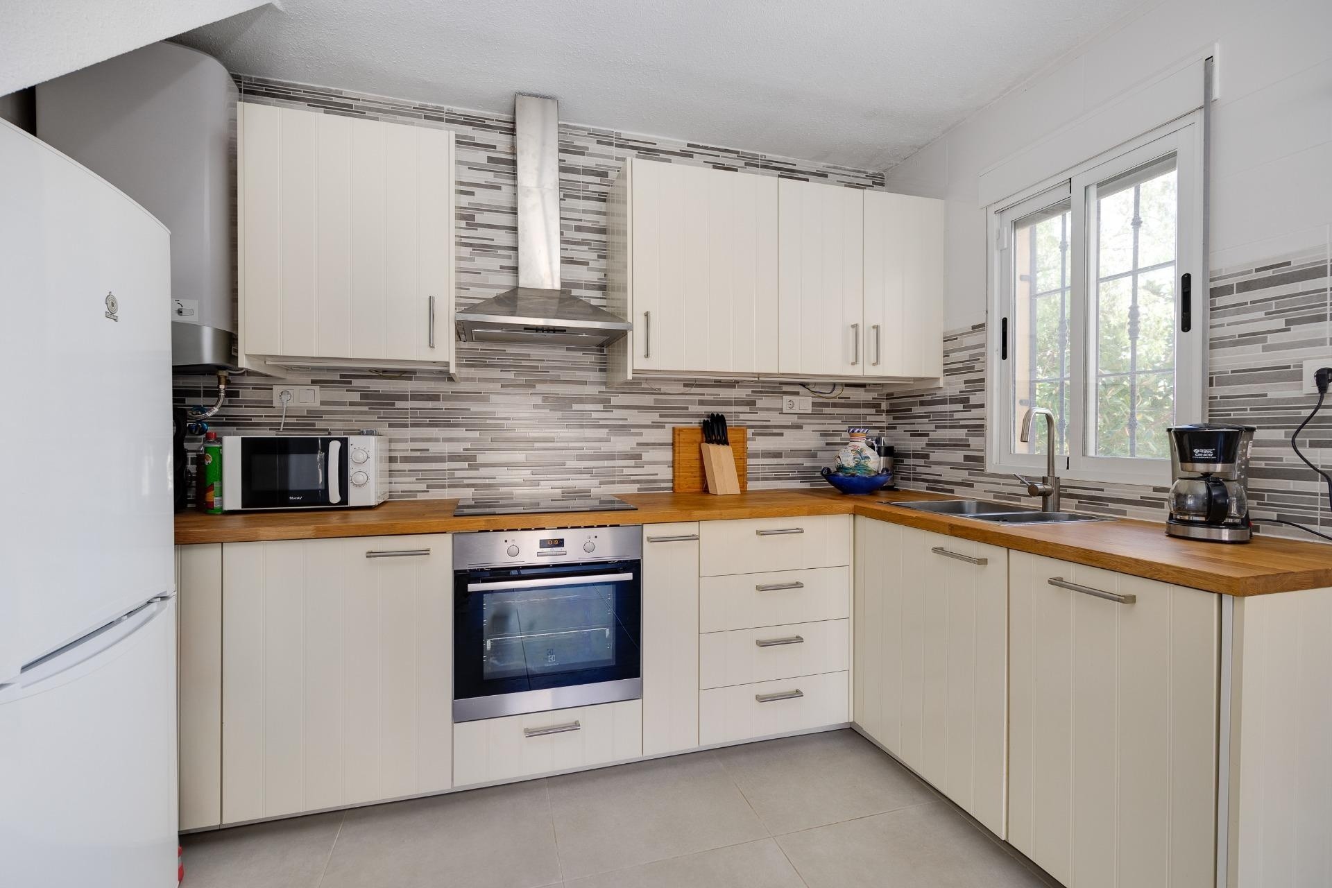 Wiederverkauf - Wohnung / Apartment -
Torrevieja - El Chaparral