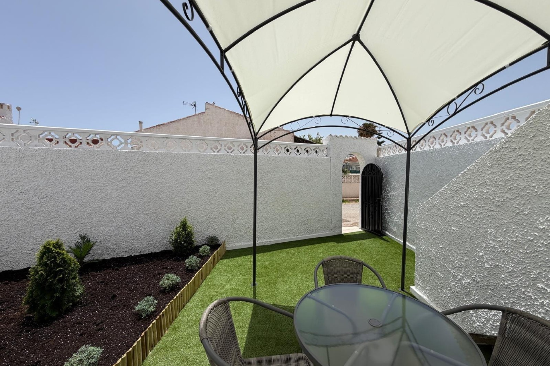 Wiederverkauf - Wohnung / Apartment -
Torrevieja - El Limonar