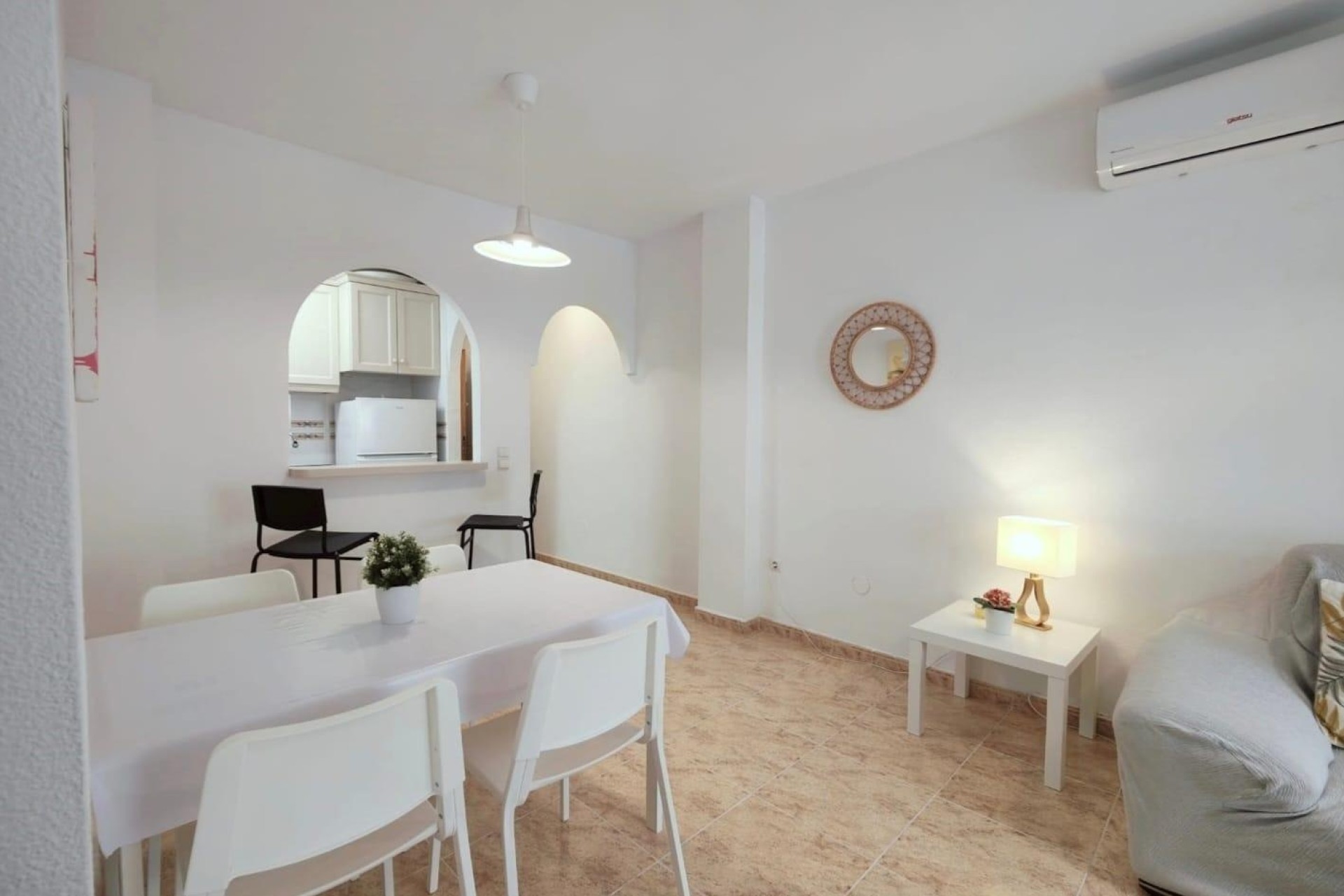 Wiederverkauf - Wohnung / Apartment -
Torrevieja - Estacion de autobuses