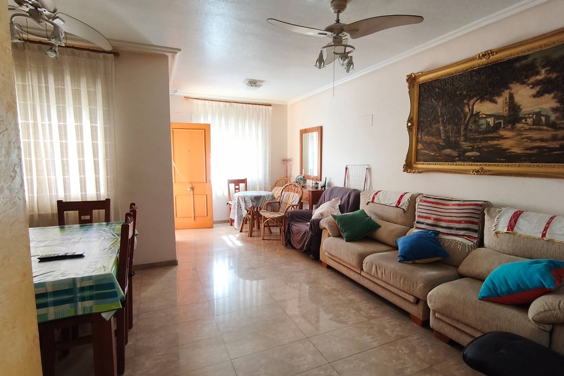 Wiederverkauf - Wohnung / Apartment -
Torrevieja - Estacion de autobuses