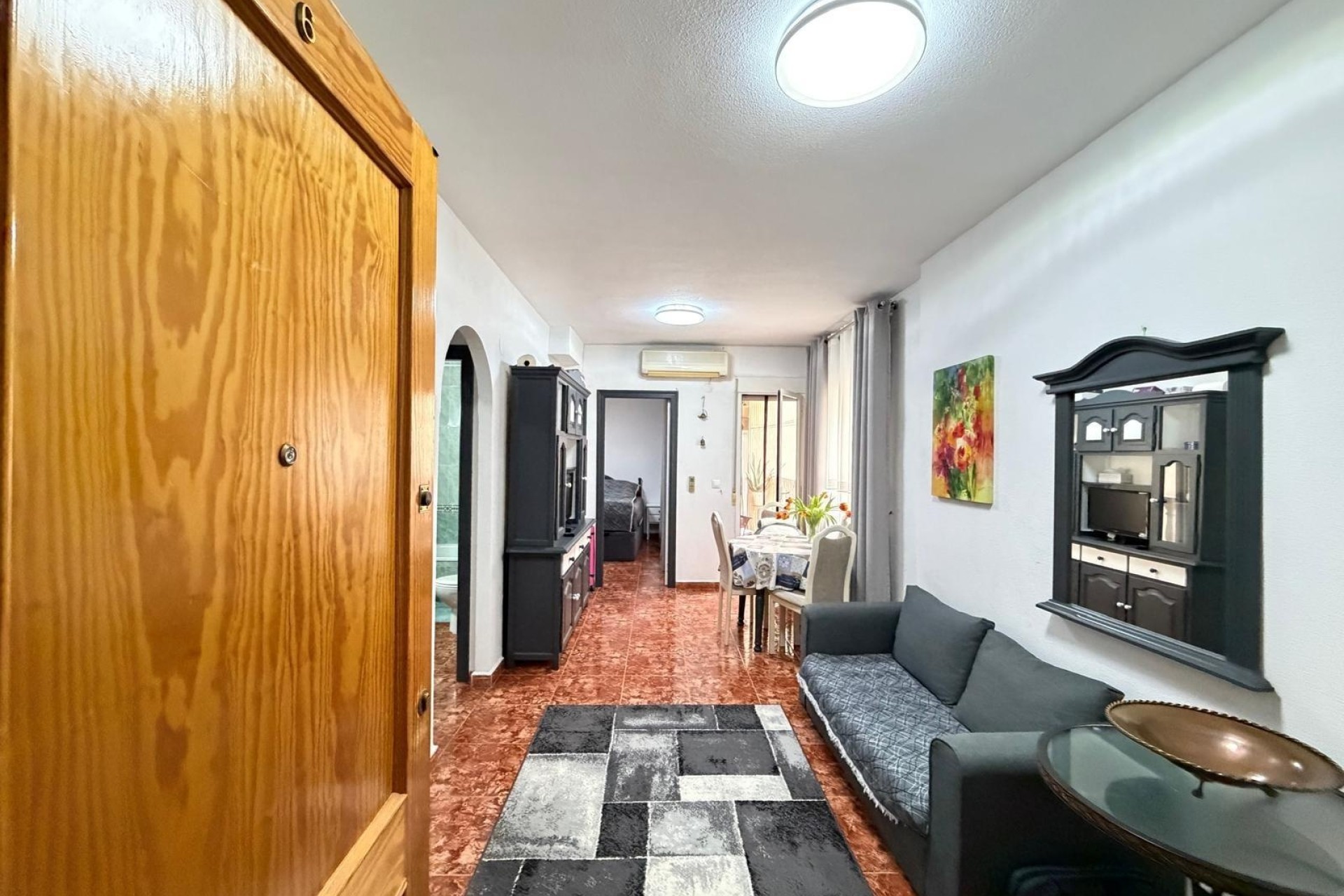 Wiederverkauf - Wohnung / Apartment -
Torrevieja - Estacion de autobuses