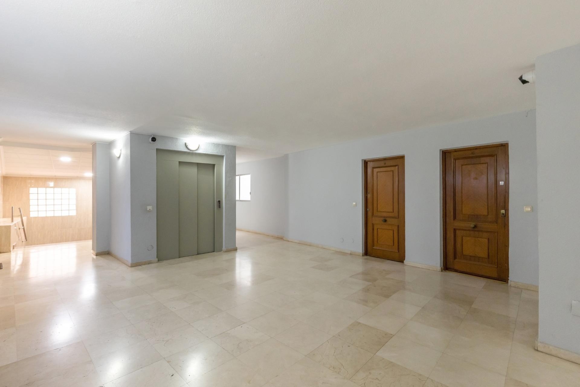 Wiederverkauf - Wohnung / Apartment -
Torrevieja - Habaneras