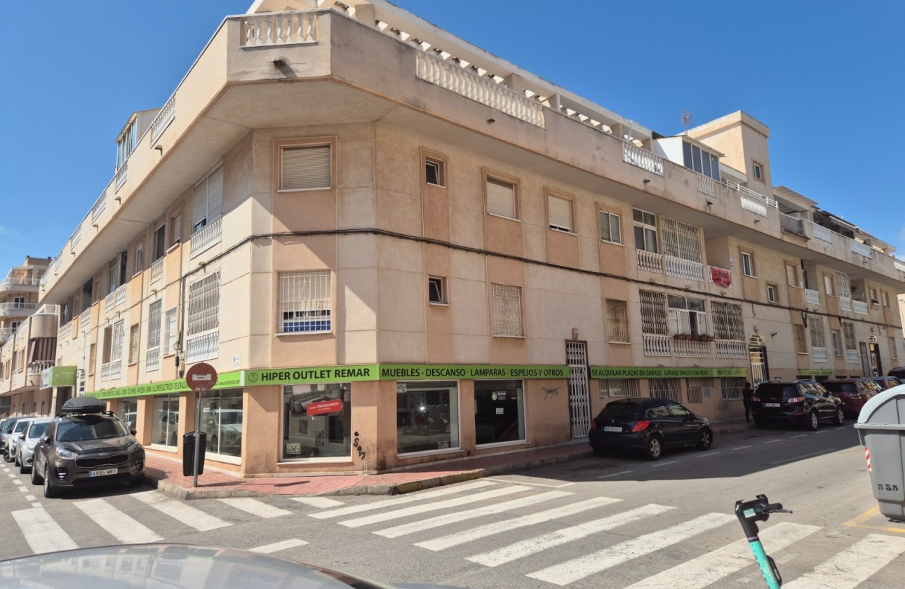 Wiederverkauf - Wohnung / Apartment -
Torrevieja - LA LOMA
