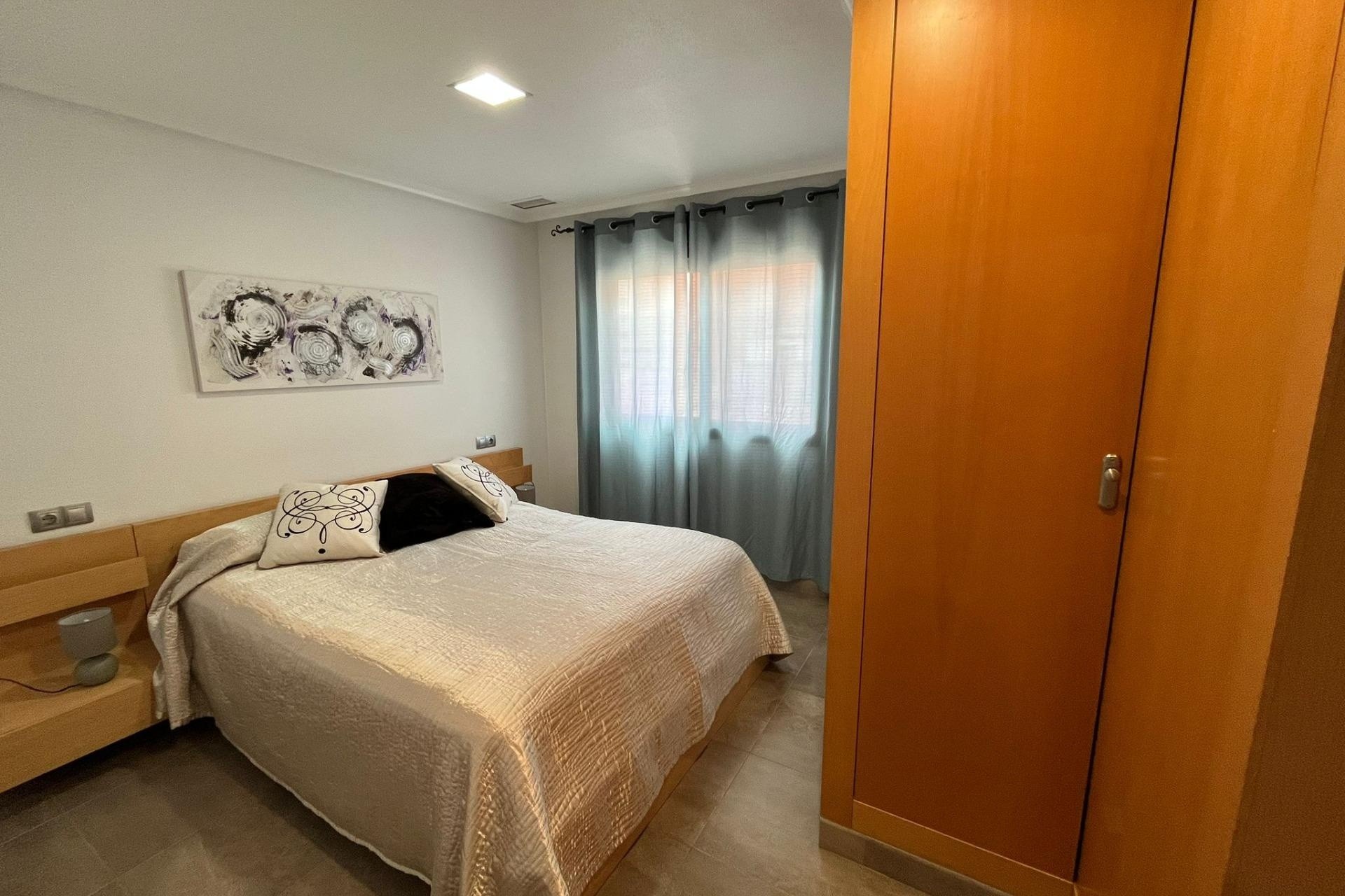 Wiederverkauf - Wohnung / Apartment -
Torrevieja - La Mata pueblo
