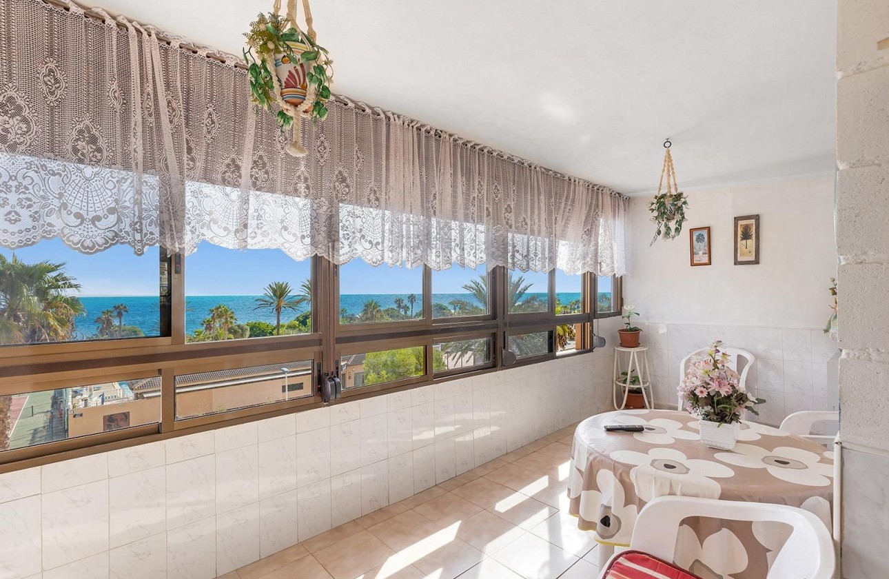 Wiederverkauf - Wohnung / Apartment -
Torrevieja - La Mata