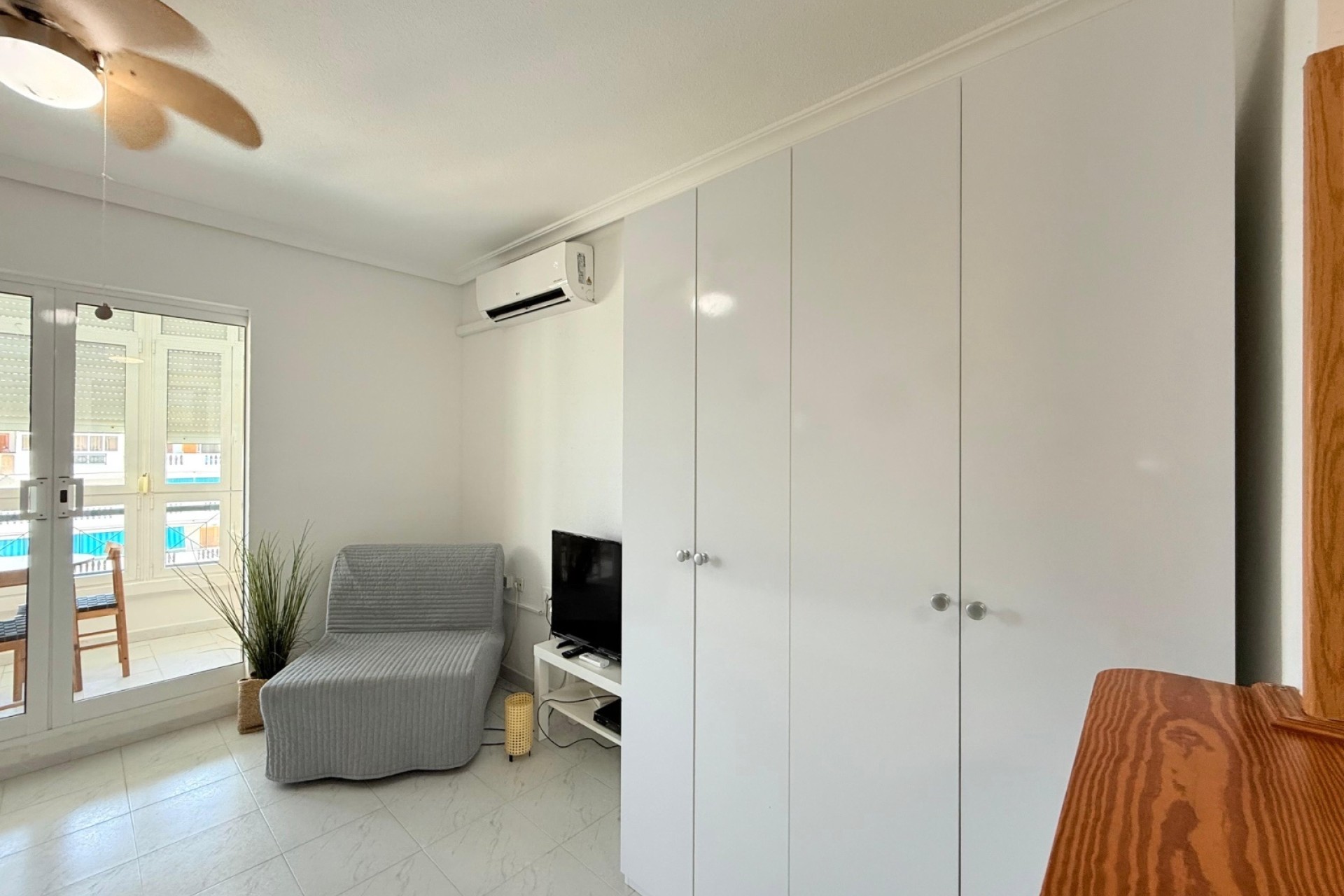 Wiederverkauf - Wohnung / Apartment -
Torrevieja - La Mata