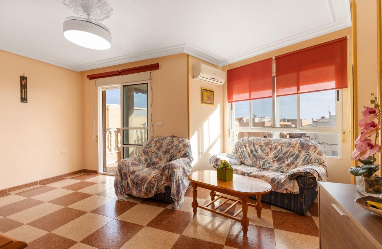 Wiederverkauf - Wohnung / Apartment -
Torrevieja - La Mata