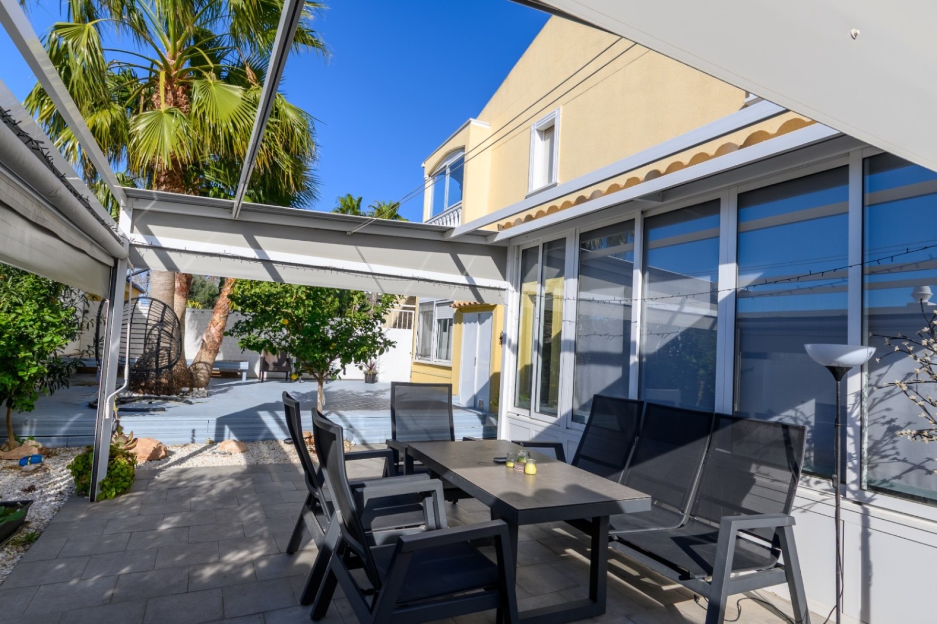 Wiederverkauf - Wohnung / Apartment -
Torrevieja - La Mata