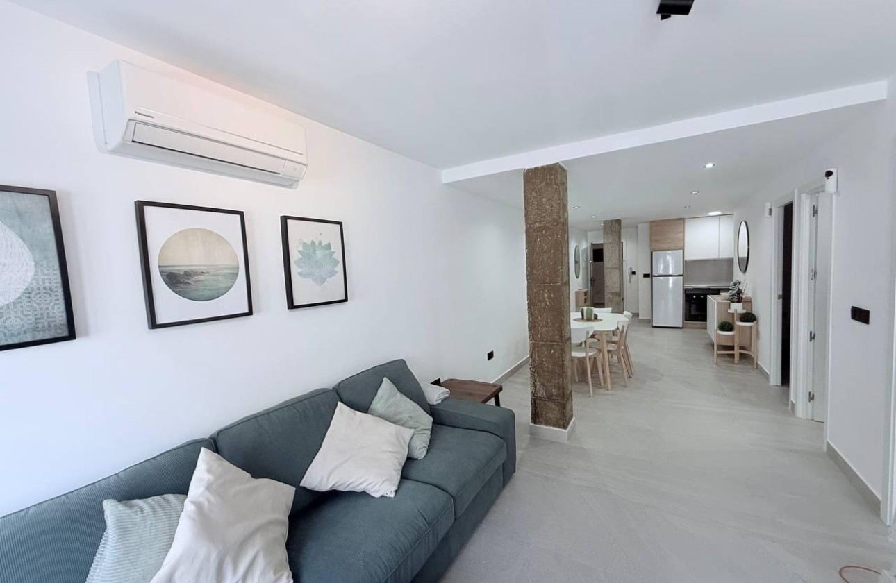 Wiederverkauf - Wohnung / Apartment -
Torrevieja - La Mata