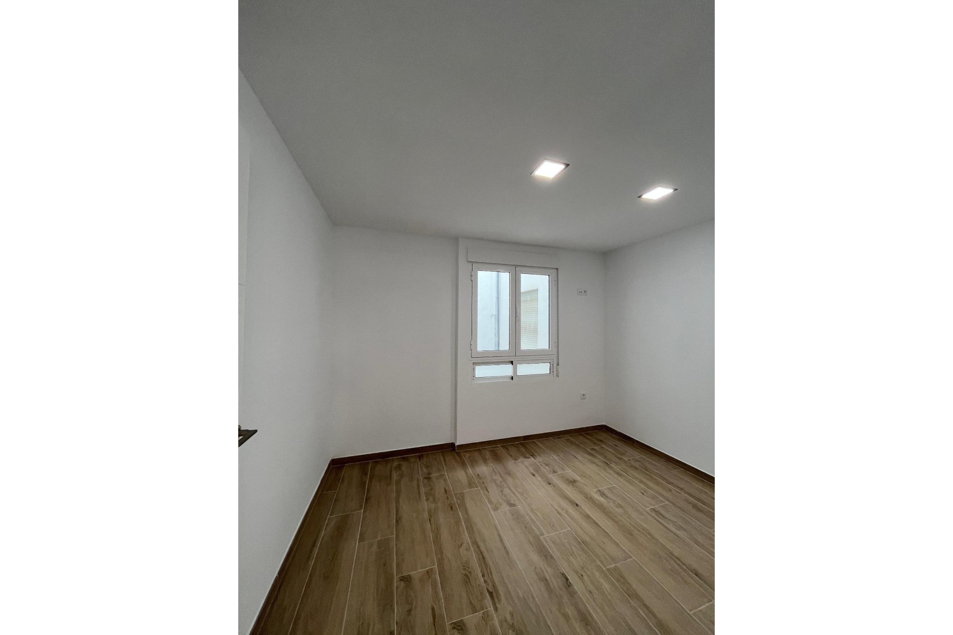 Wiederverkauf - Wohnung / Apartment -
Torrevieja - La Mata
