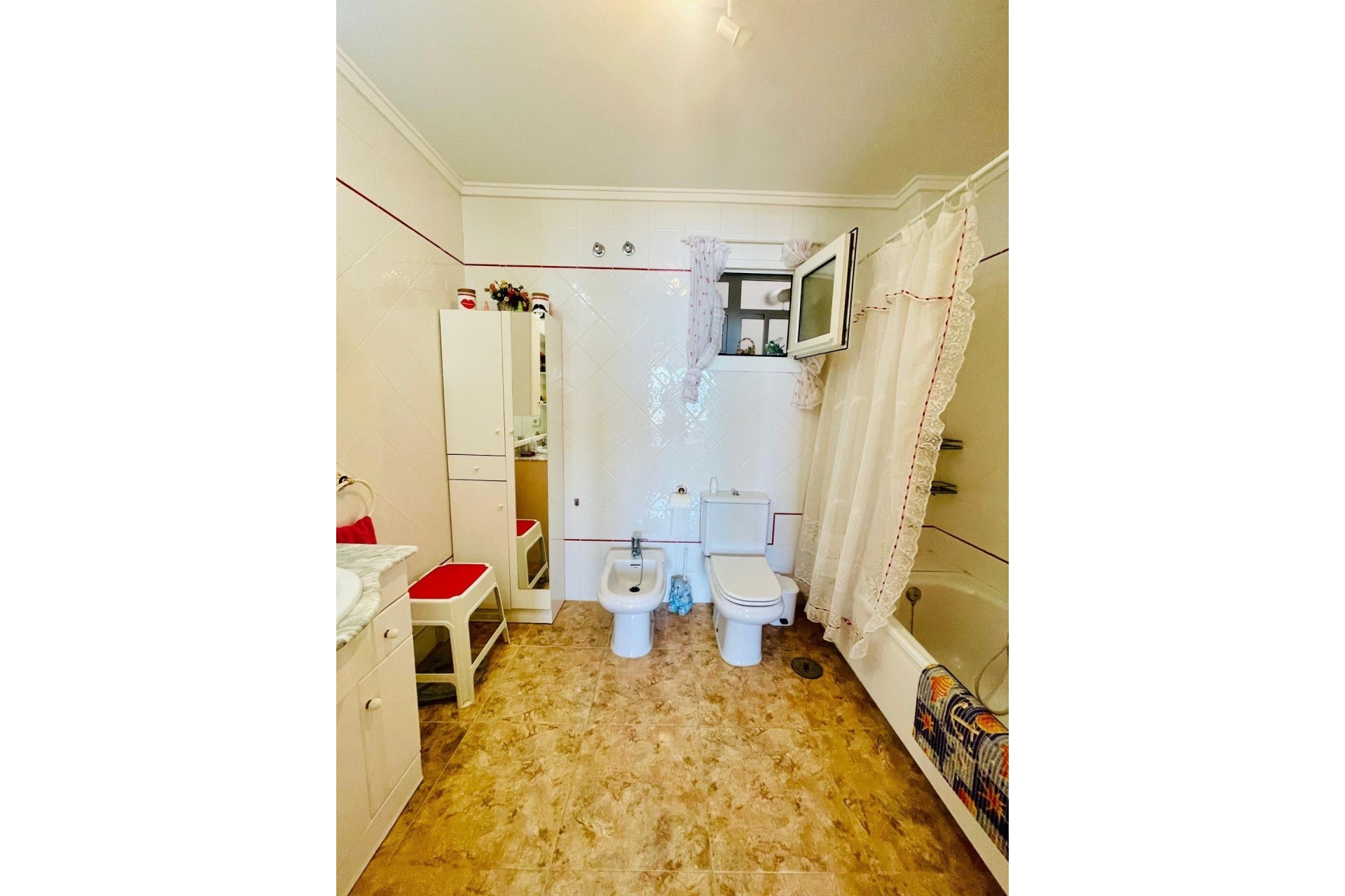 Wiederverkauf - Wohnung / Apartment -
Torrevieja - La Mata