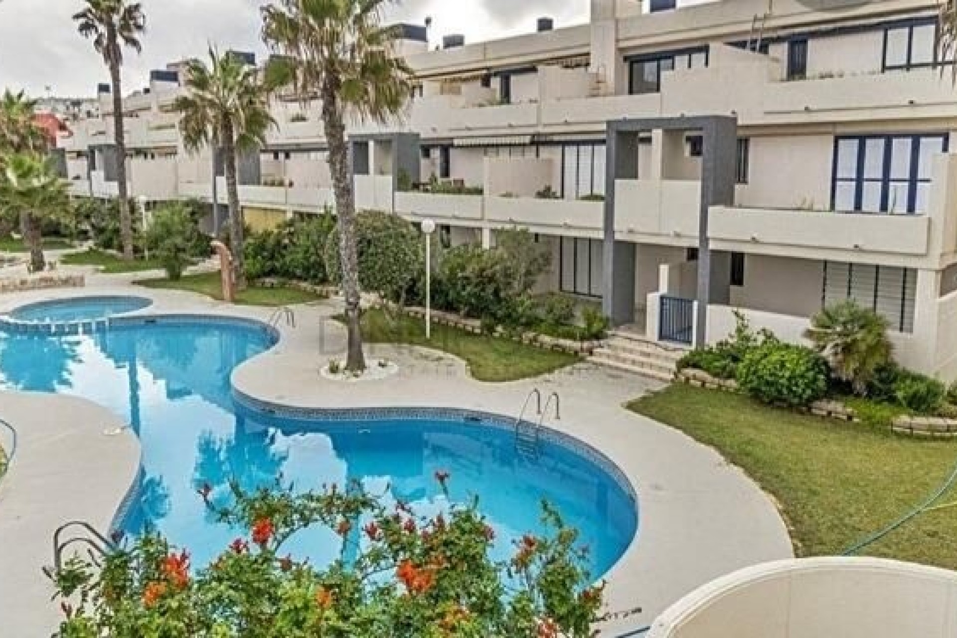 Wiederverkauf - Wohnung / Apartment -
Torrevieja - La Mata