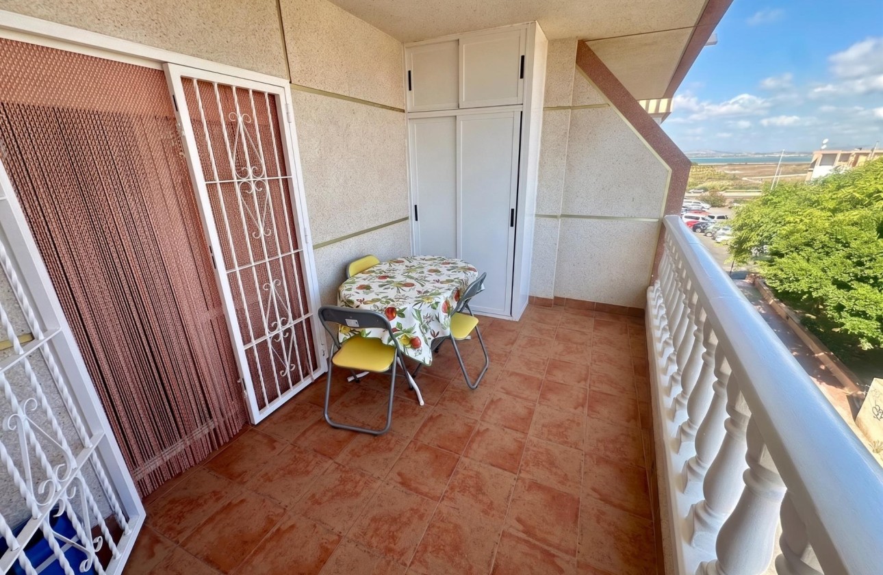 Wiederverkauf - Wohnung / Apartment -
Torrevieja - La Mata