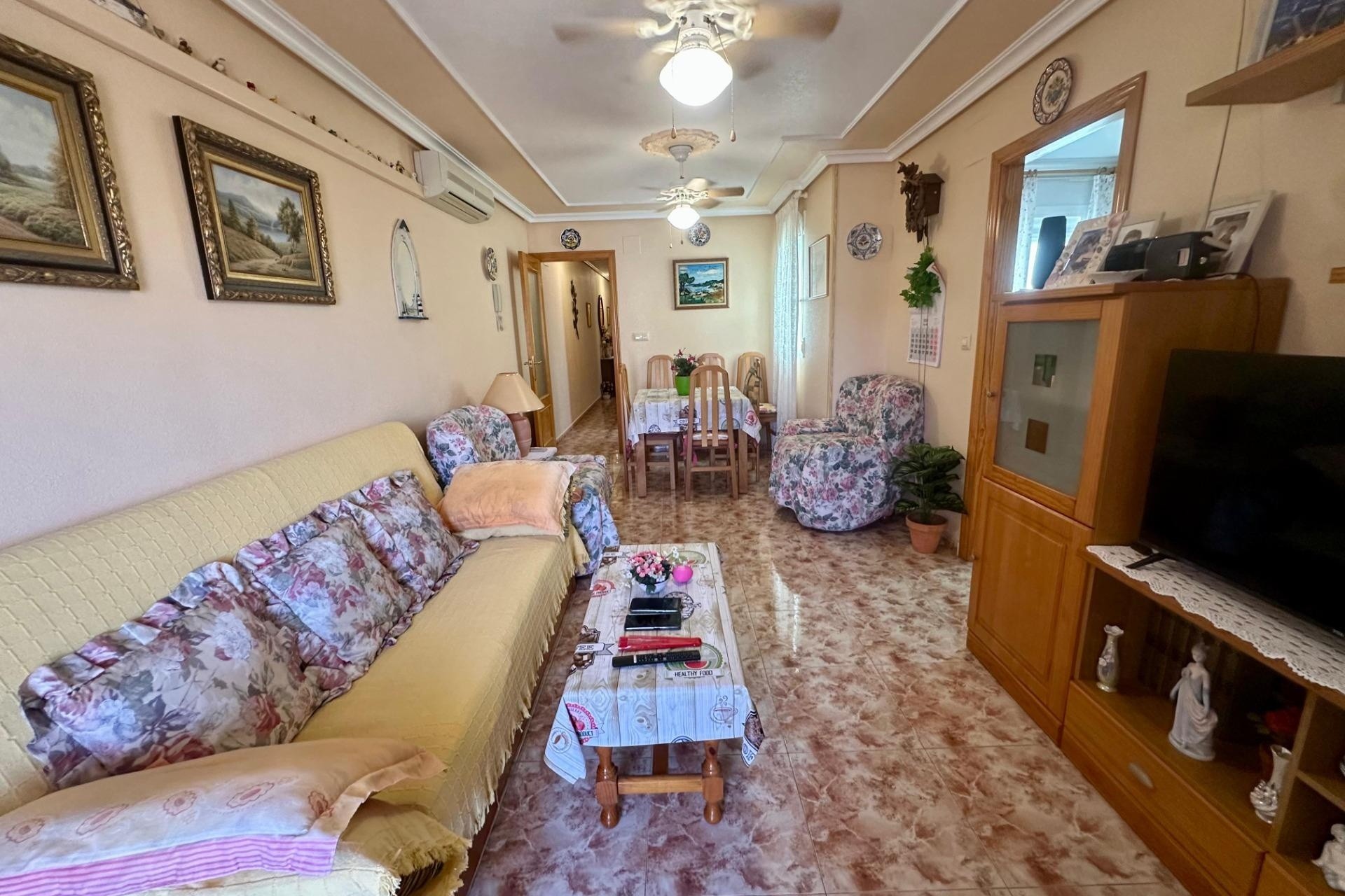 Wiederverkauf - Wohnung / Apartment -
Torrevieja - La Mata