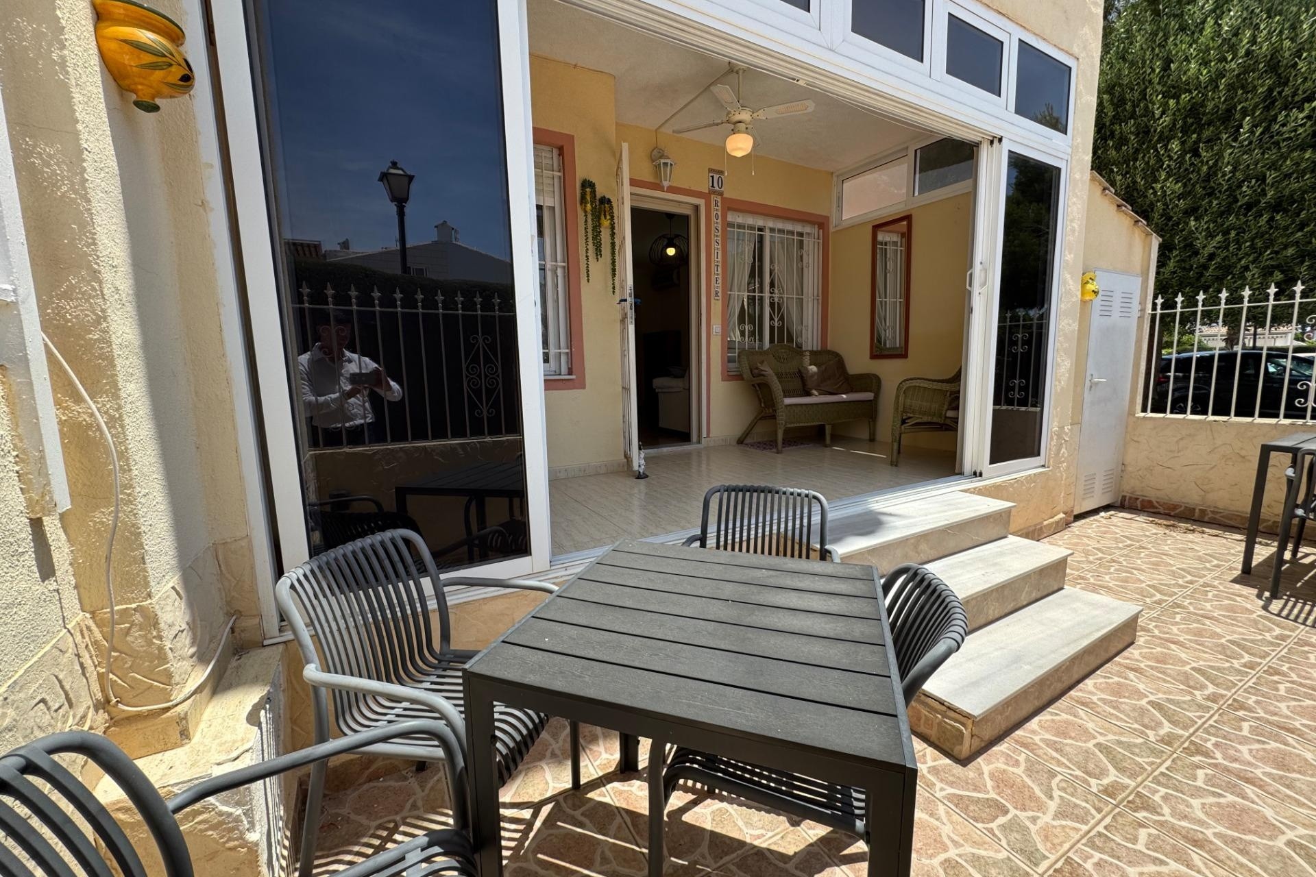 Wiederverkauf - Wohnung / Apartment -
Torrevieja - La Siesta - El Salado - Torreta