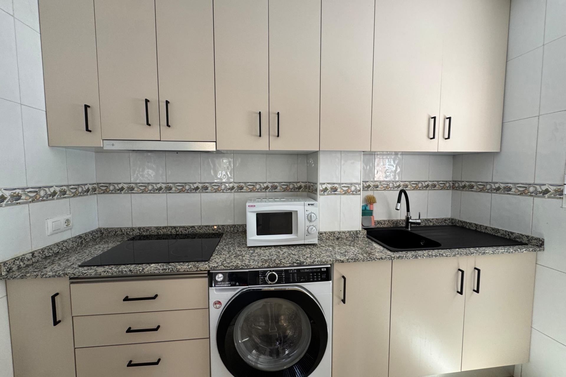 Wiederverkauf - Wohnung / Apartment -
Torrevieja - La Siesta - El Salado - Torreta