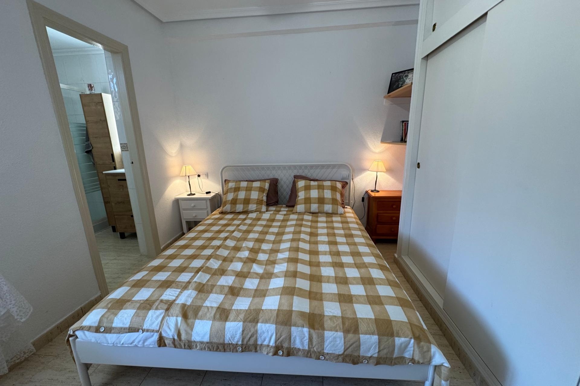 Wiederverkauf - Wohnung / Apartment -
Torrevieja - La Siesta - El Salado - Torreta