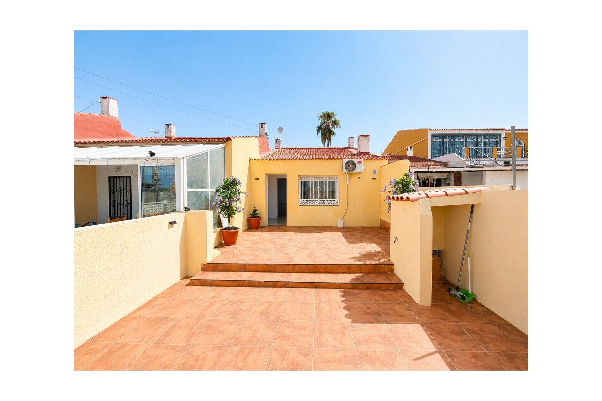 Wiederverkauf - Wohnung / Apartment -
Torrevieja - La Siesta