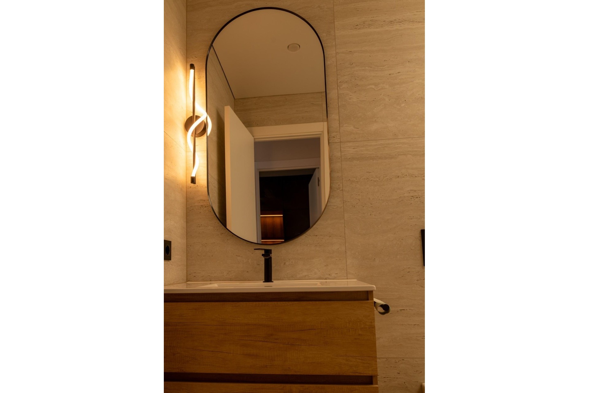 Wiederverkauf - Wohnung / Apartment -
Torrevieja - La veleta