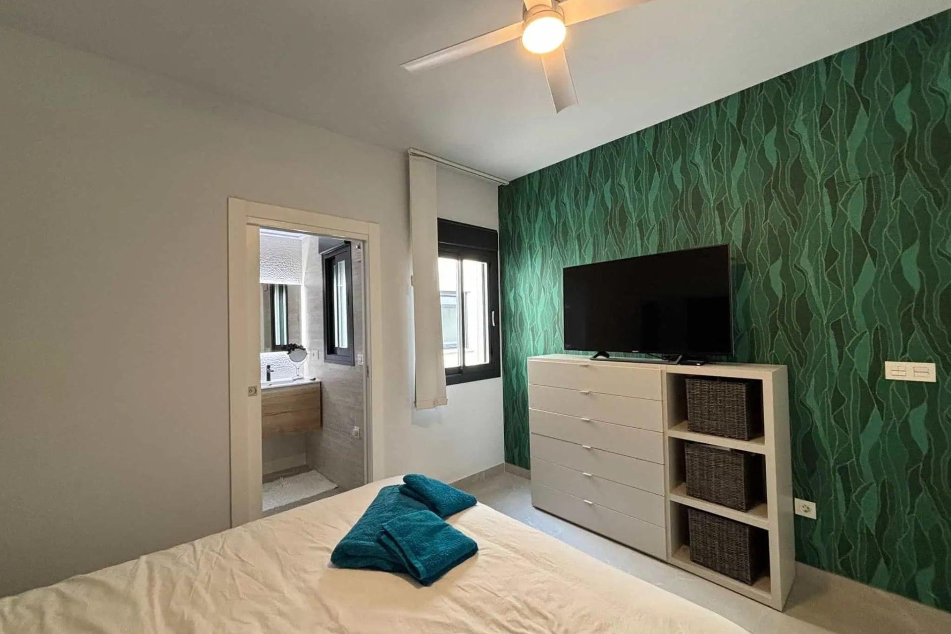 Wiederverkauf - Wohnung / Apartment -
Torrevieja - Las Piscinas Naturales
