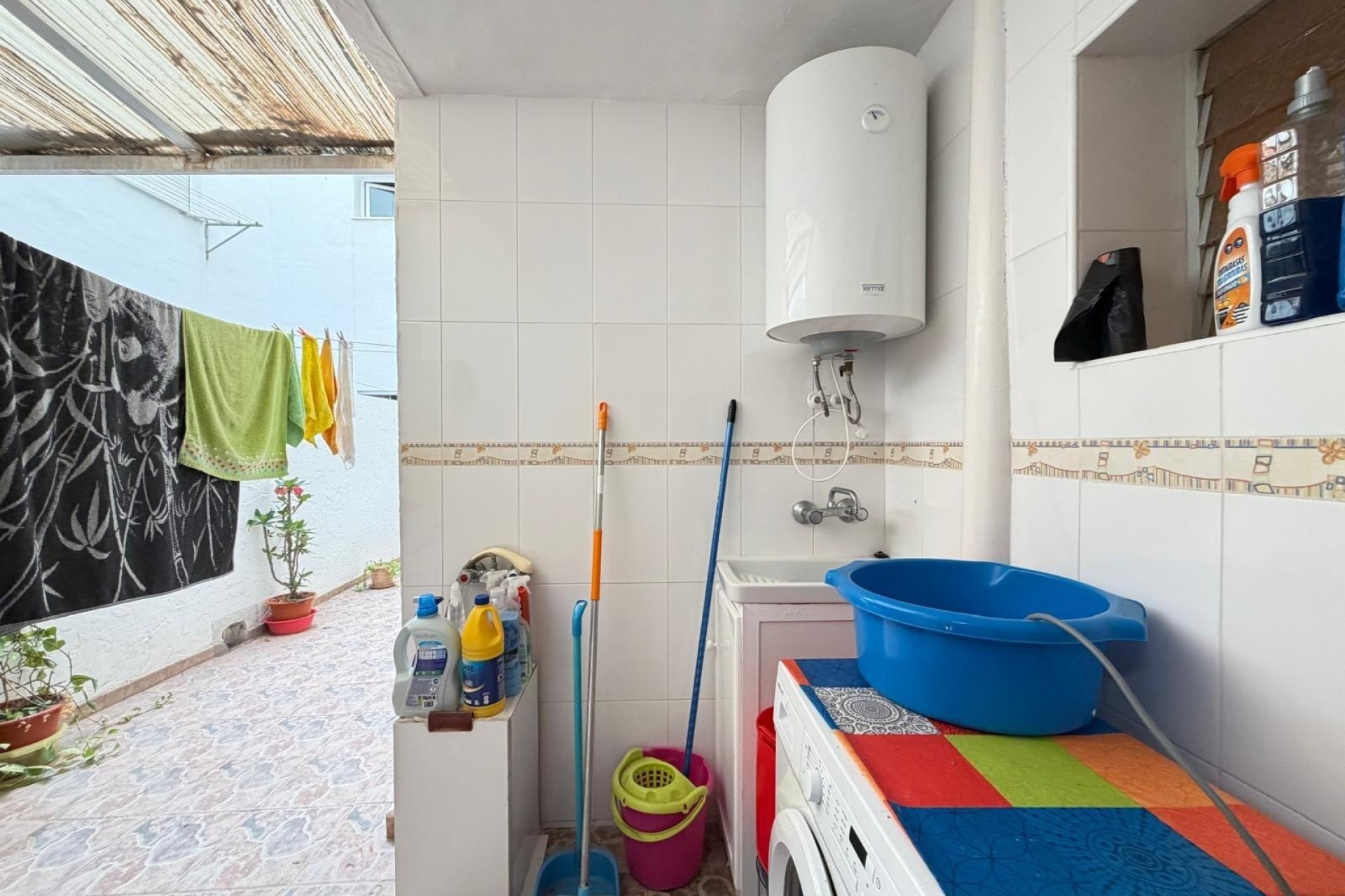 Wiederverkauf - Wohnung / Apartment -
Torrevieja - Las Piscinas Naturales