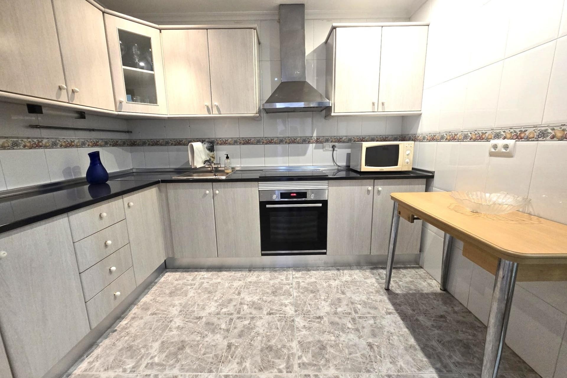 Wiederverkauf - Wohnung / Apartment -
Torrevieja - Las Piscinas Naturales