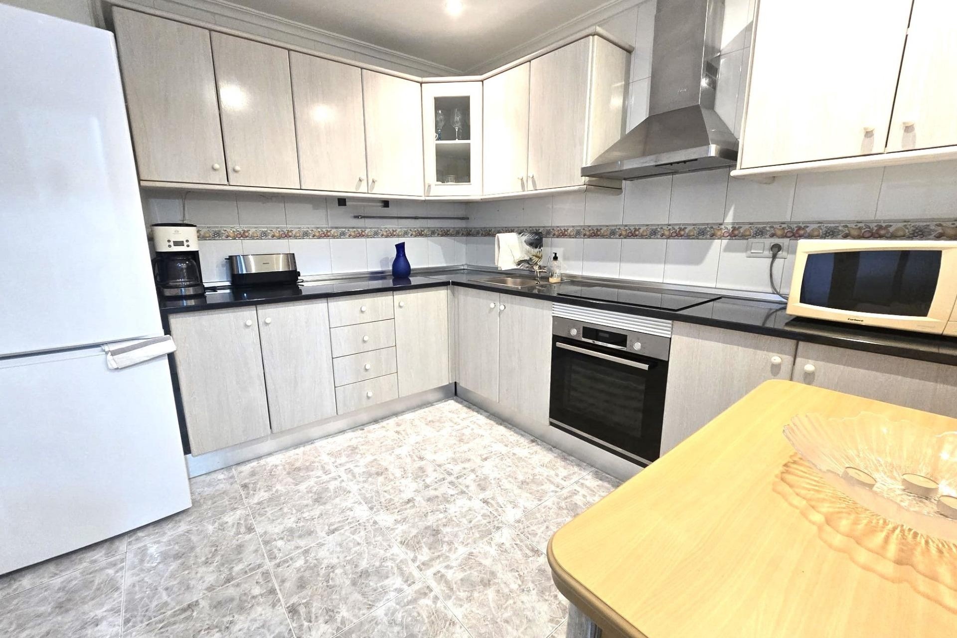 Wiederverkauf - Wohnung / Apartment -
Torrevieja - Las Piscinas Naturales