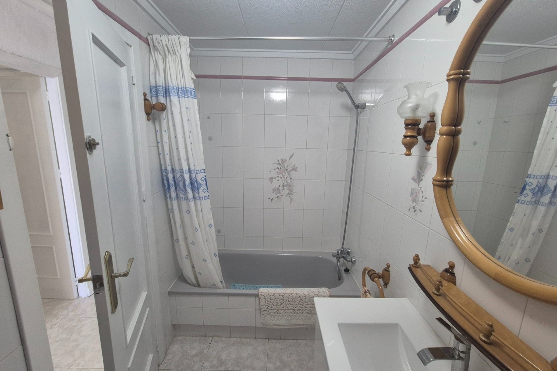 Wiederverkauf - Wohnung / Apartment -
Torrevieja - Los Locos