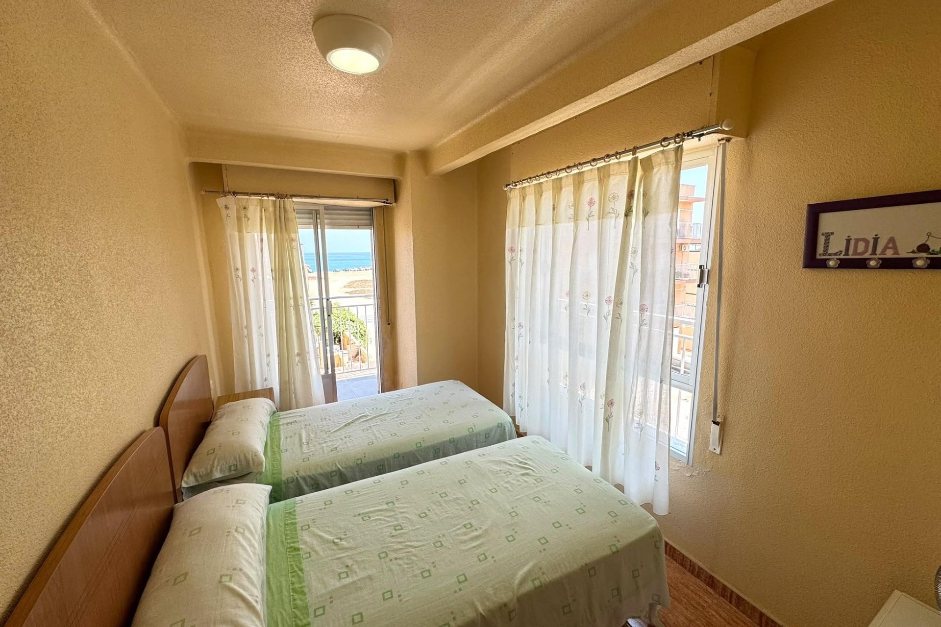 Wiederverkauf - Wohnung / Apartment -
Torrevieja - Miramar - Torre Del Moro