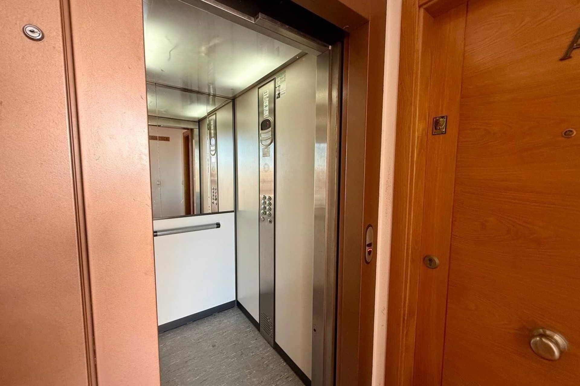 Wiederverkauf - Wohnung / Apartment -
Torrevieja - Nueva Torrevieja