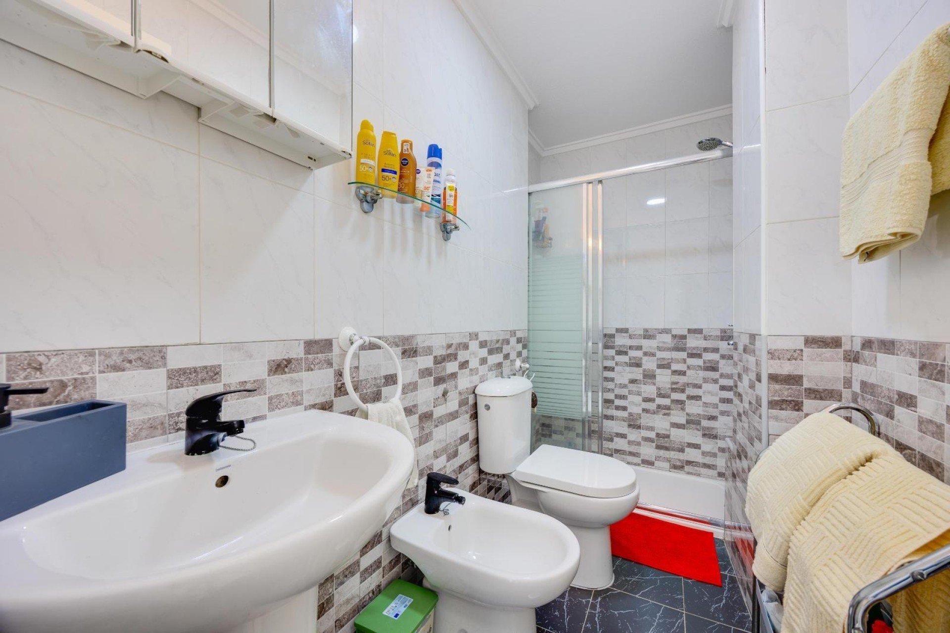 Wiederverkauf - Wohnung / Apartment -
Torrevieja - Nueva Torrevieja
