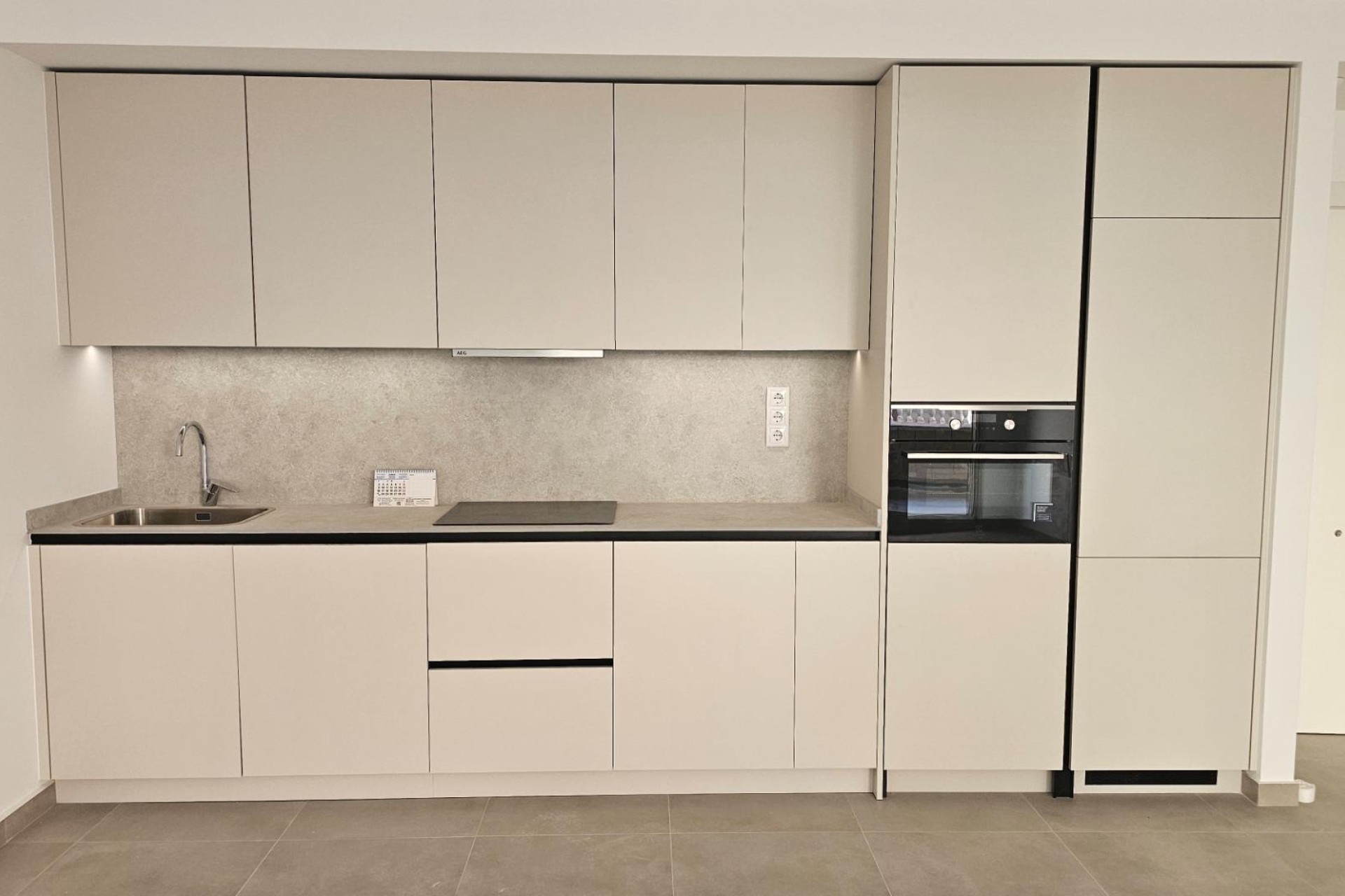 Wiederverkauf - Wohnung / Apartment -
Torrevieja - Paseo maritimo