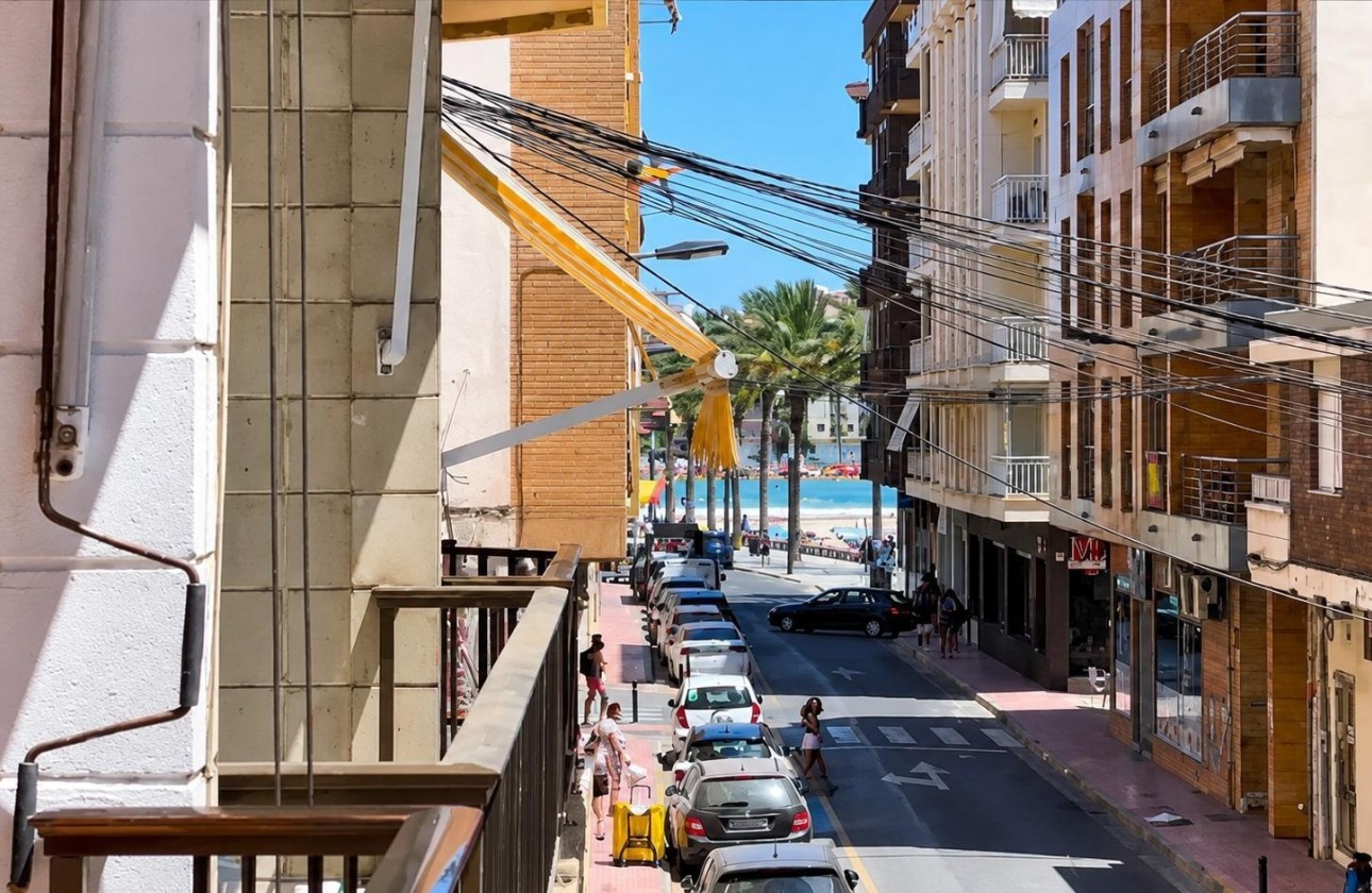 Wiederverkauf - Wohnung / Apartment -
Torrevieja - Paseo Maritimo