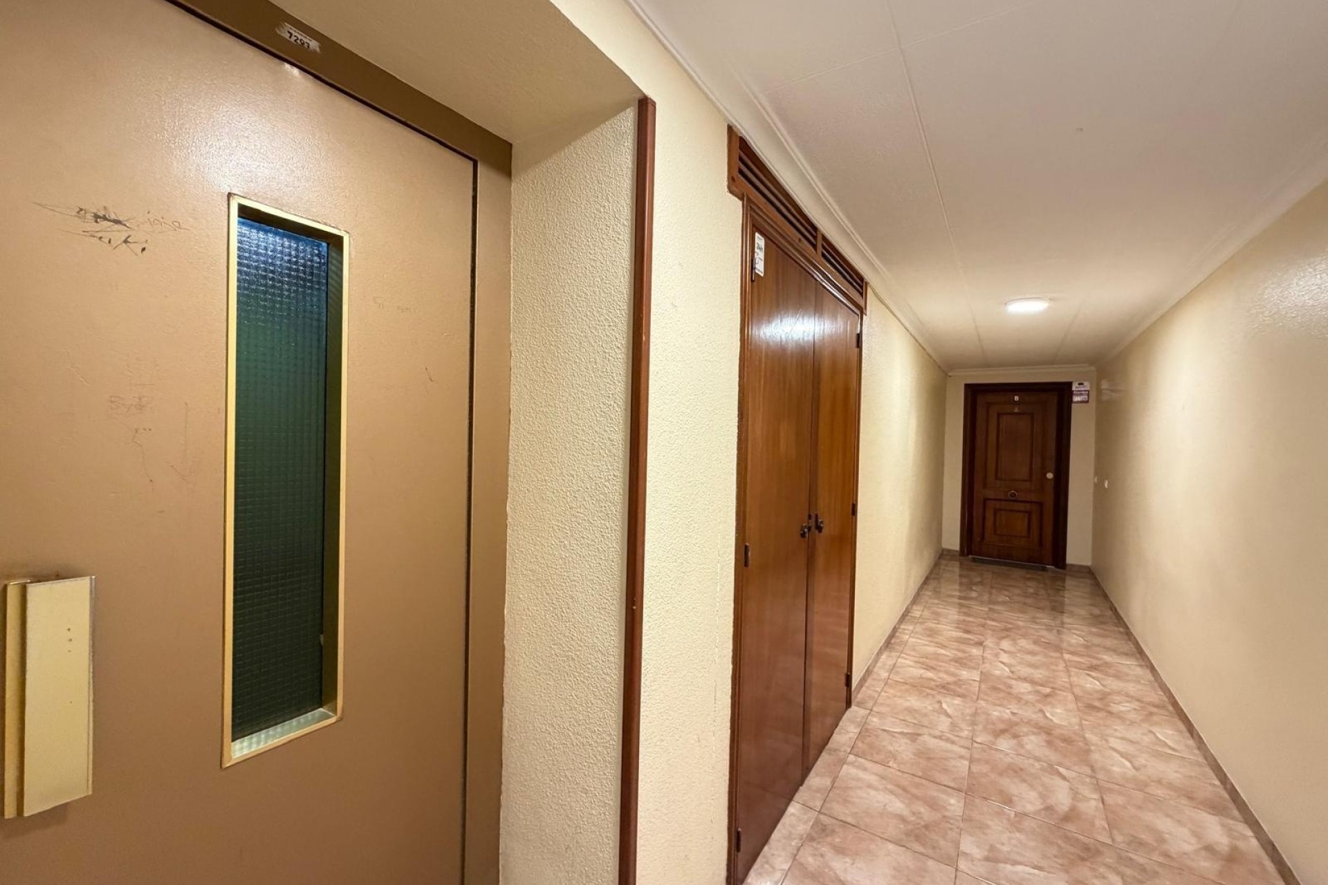 Wiederverkauf - Wohnung / Apartment -
Torrevieja - Paseo Maritimo