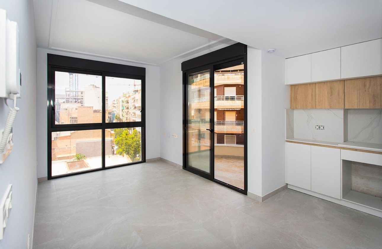 Wiederverkauf - Wohnung / Apartment -
Torrevieja - Paseo maritimo