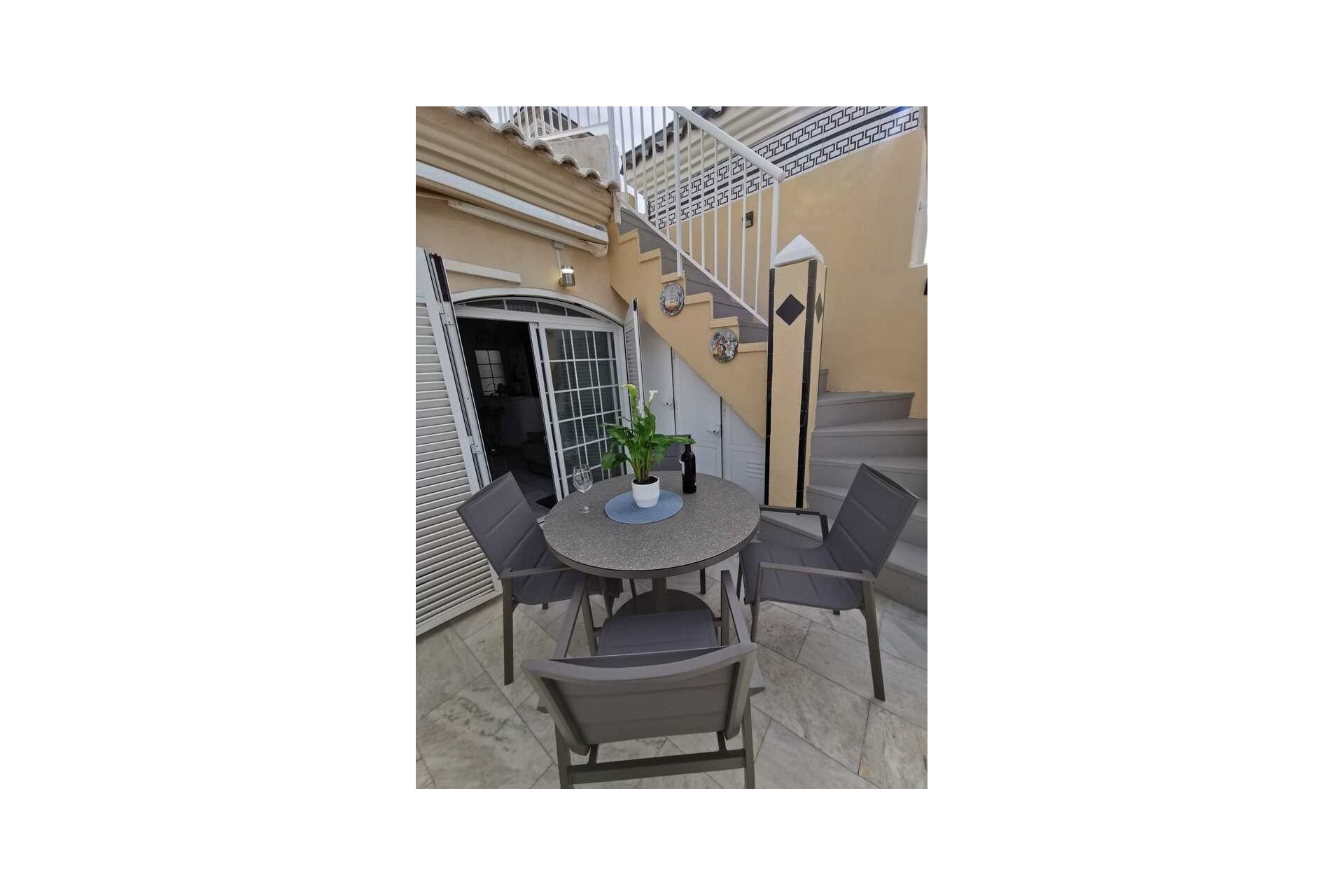 Wiederverkauf - Wohnung / Apartment -
Torrevieja - Playa de los Locos