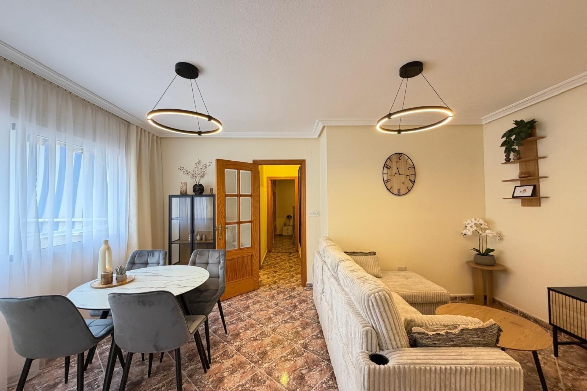 Wiederverkauf - Wohnung / Apartment -
Torrevieja - Playa de los Locos