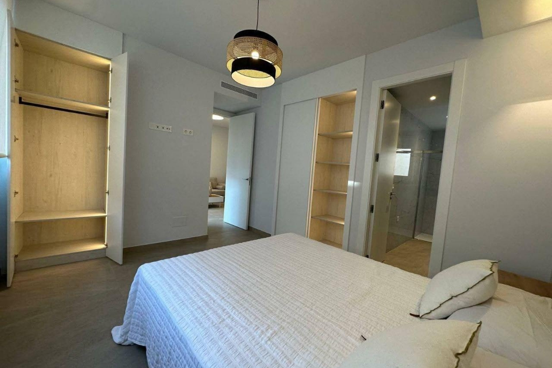 Wiederverkauf - Wohnung / Apartment -
Torrevieja - Playa de los Locos