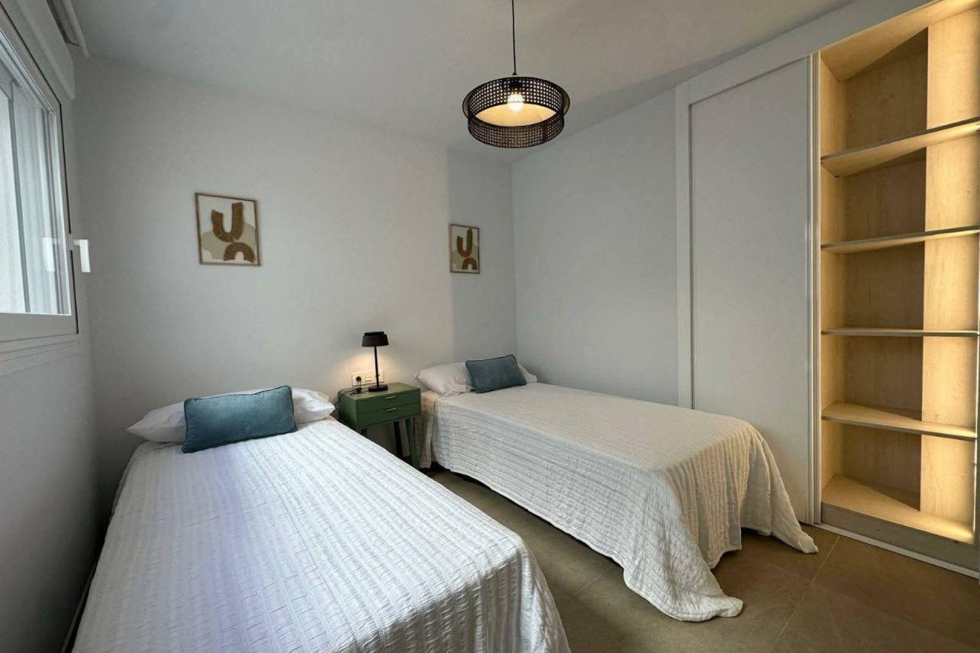 Wiederverkauf - Wohnung / Apartment -
Torrevieja - Playa de los Locos