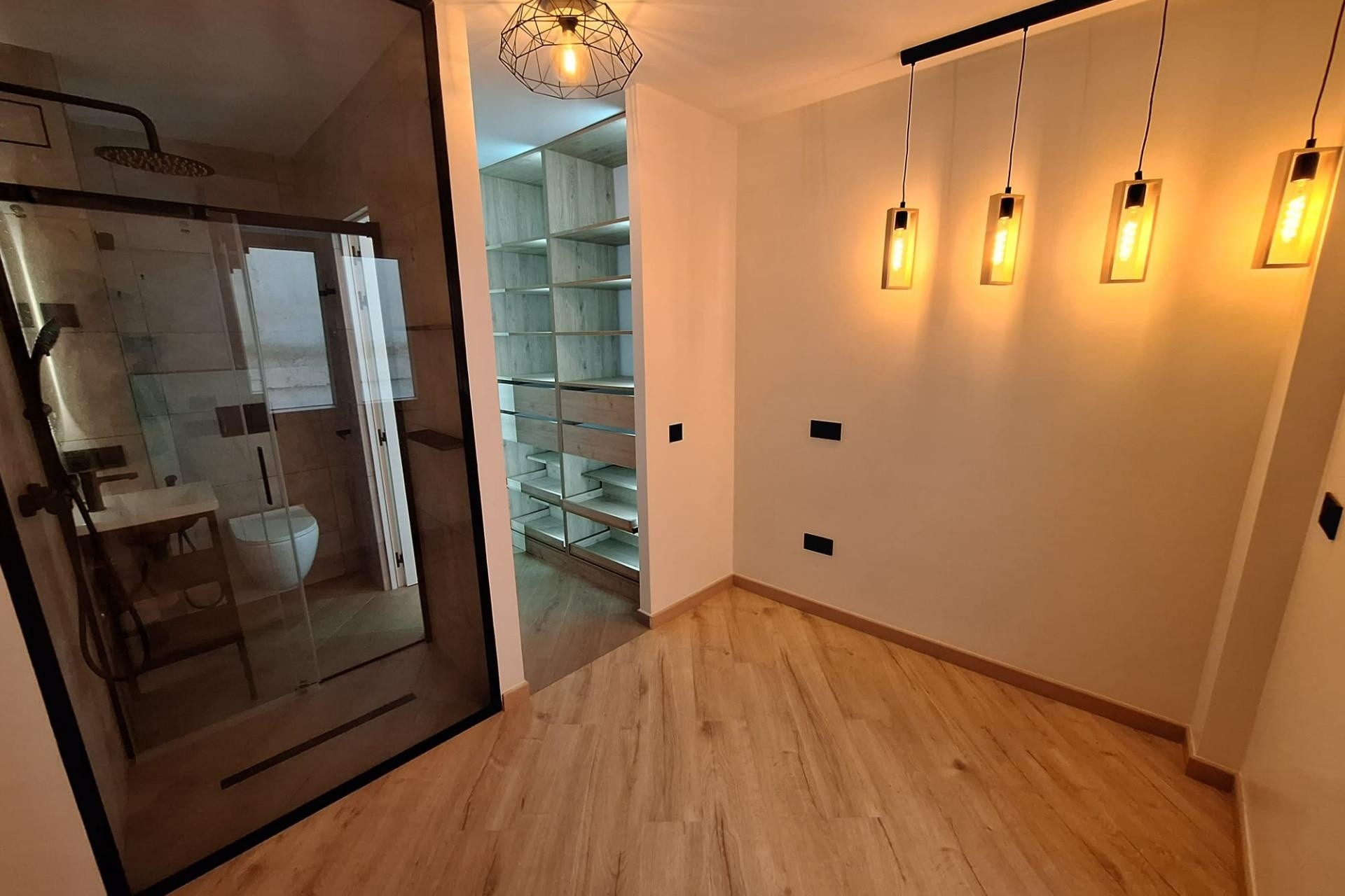Wiederverkauf - Wohnung / Apartment -
Torrevieja - Playa de los Locos