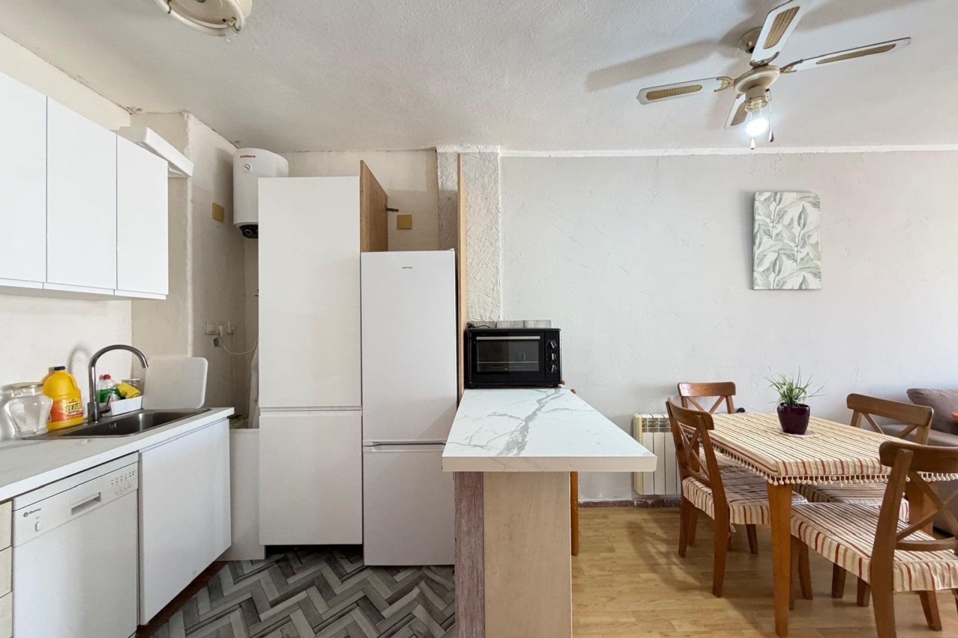 Wiederverkauf - Wohnung / Apartment -
Torrevieja - Playa de los Locos