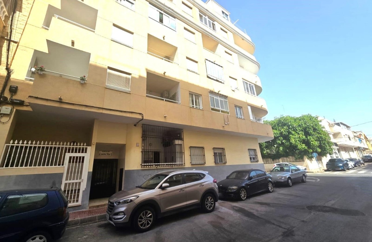 Wiederverkauf - Wohnung / Apartment -
Torrevieja - Playa de los Locos