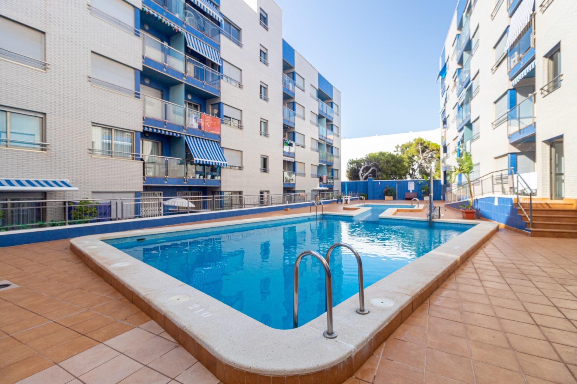 Wiederverkauf - Wohnung / Apartment -
Torrevieja - Playa de los Locos