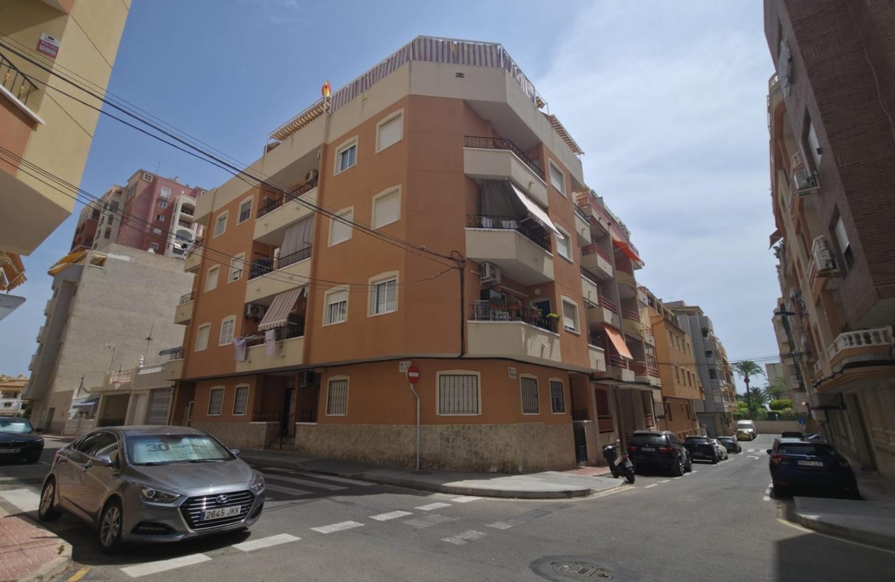 Wiederverkauf - Wohnung / Apartment -
Torrevieja - Playa de los Locos