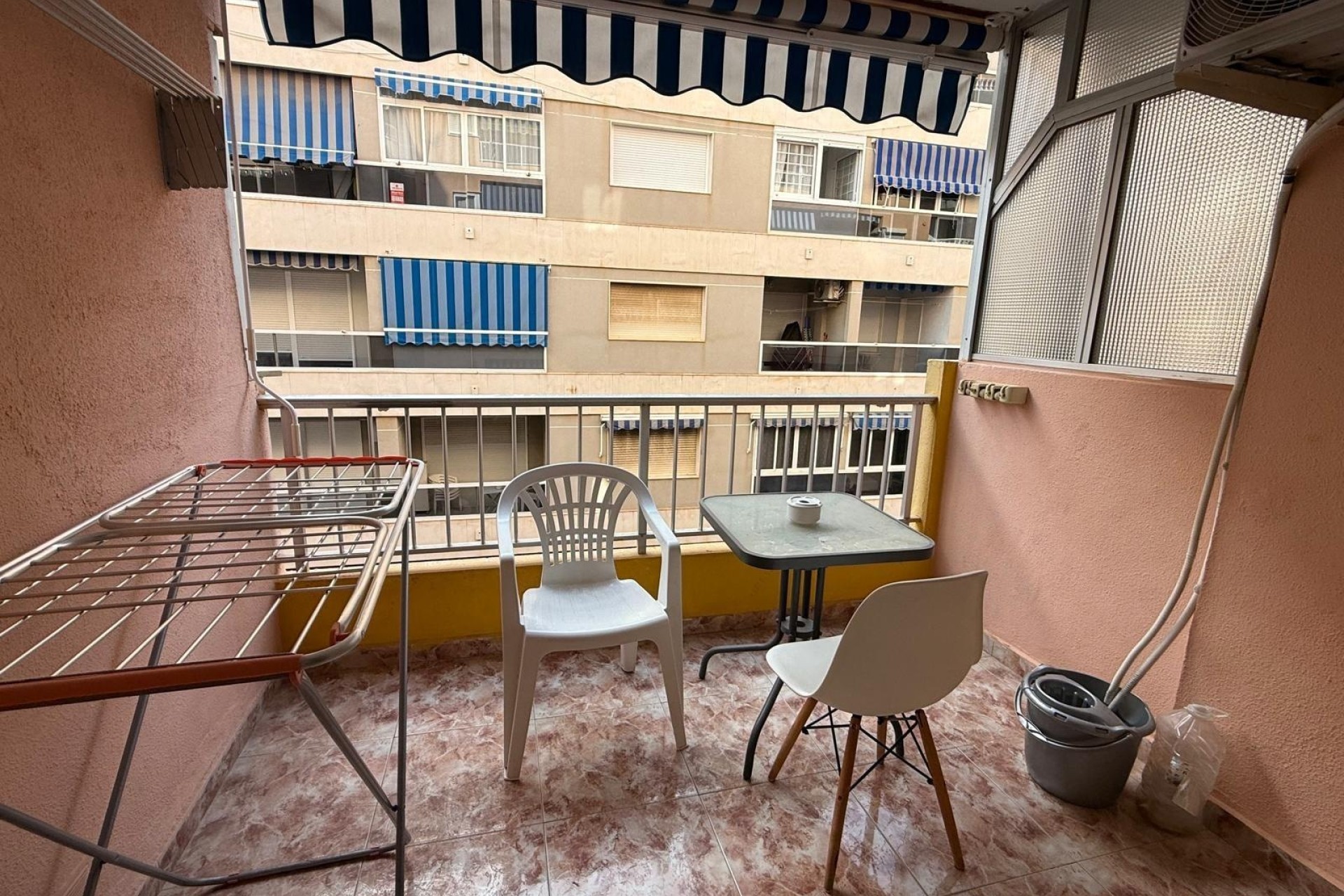 Wiederverkauf - Wohnung / Apartment -
Torrevieja - Playa de los Locos