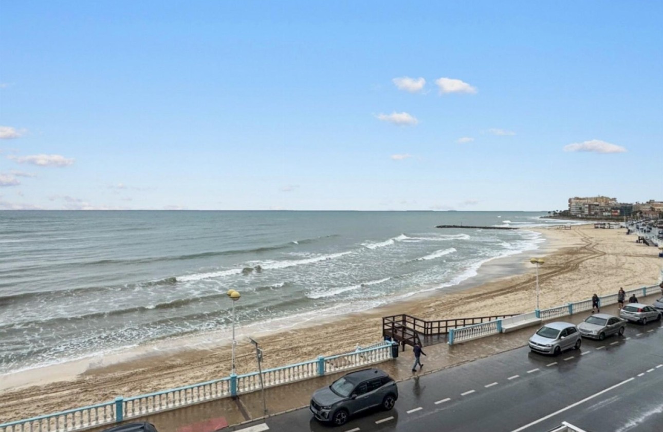 Wiederverkauf - Wohnung / Apartment -
Torrevieja - Playa de los Locos