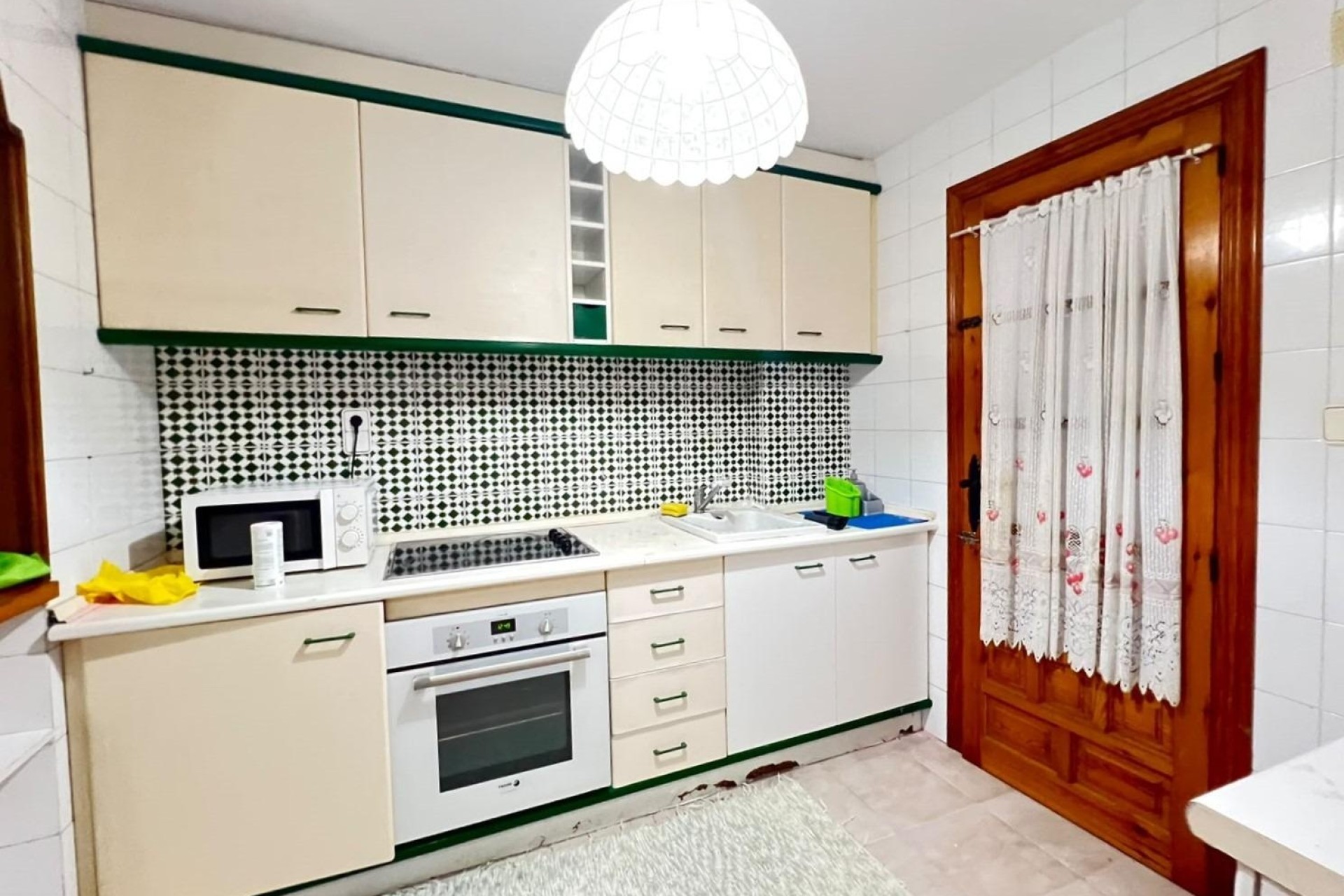 Wiederverkauf - Wohnung / Apartment -
Torrevieja - Playa de los Locos