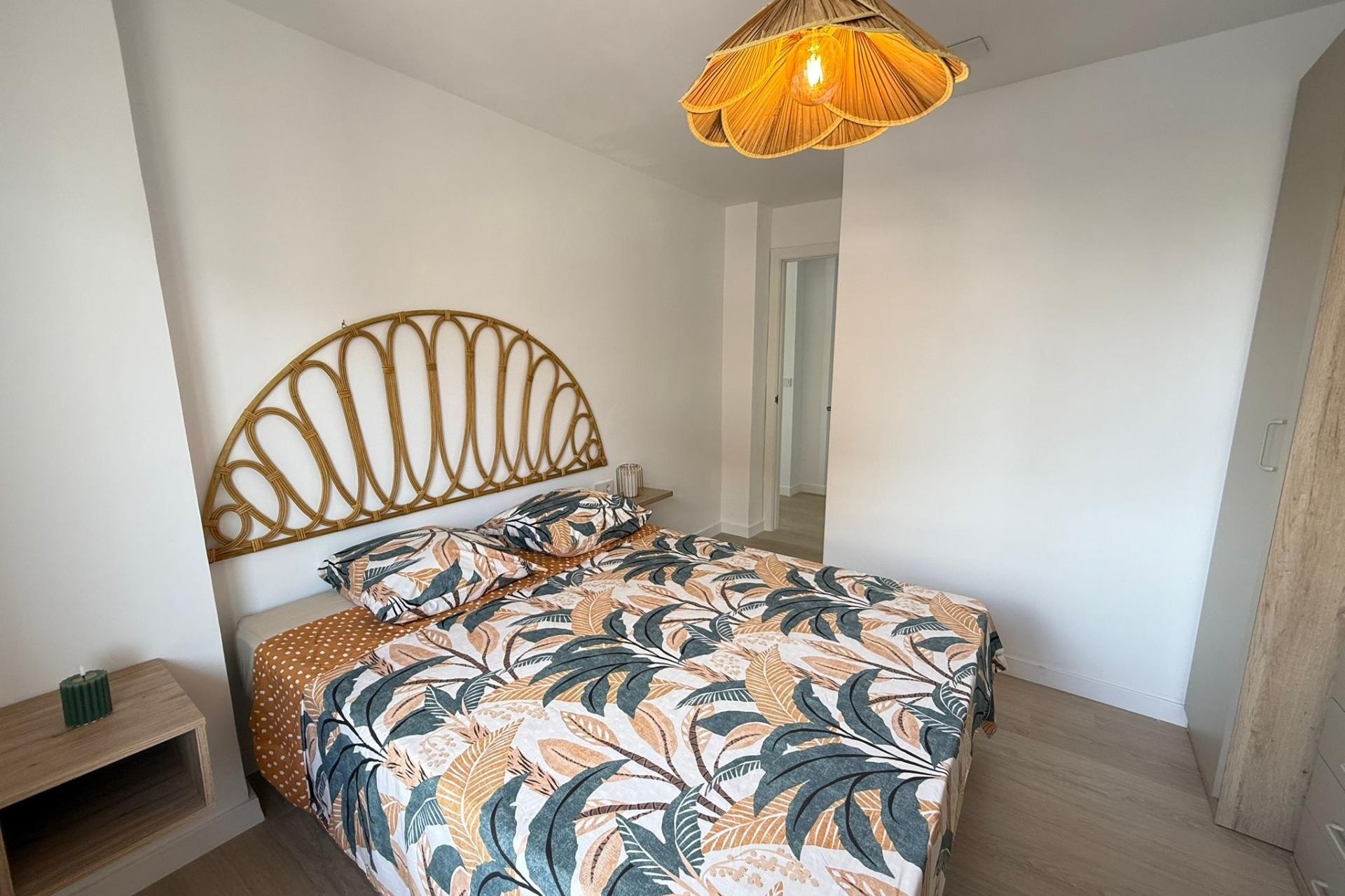 Wiederverkauf - Wohnung / Apartment -
Torrevieja - Playa de los Naufragos